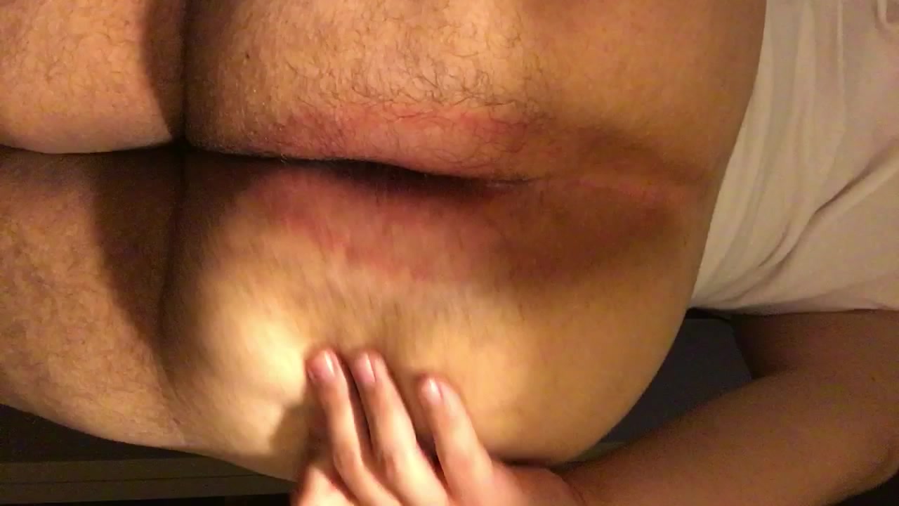 Fat Bubble Butt Close Up Silent Fart