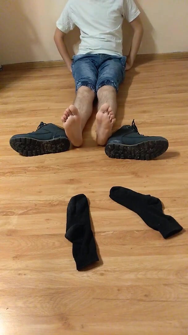 Sexy Twink Feet After Work