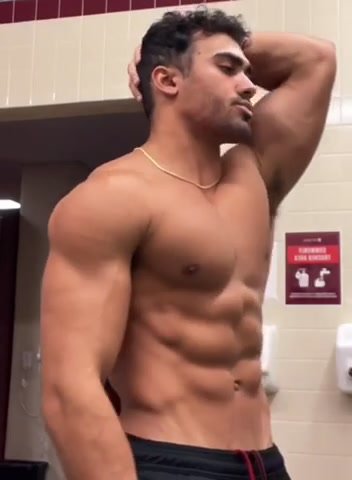 Need Some Muscle Worship