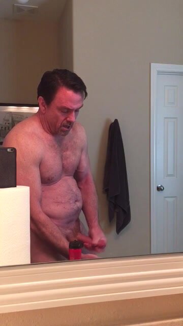 Sexy dad cums - video 2