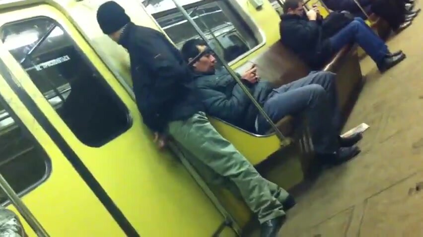 jerking off in the subway - video 2