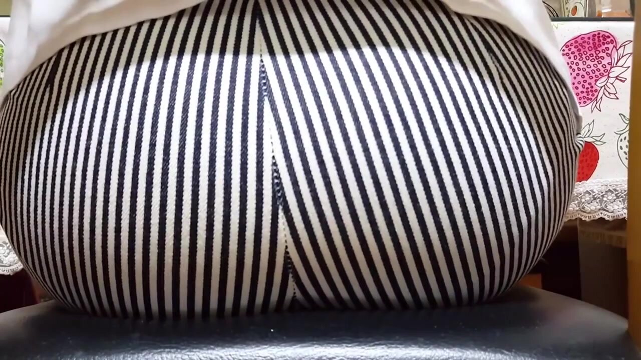 Korean Chinese fart: Korean Girl Blasts Some… ThisVid.com
