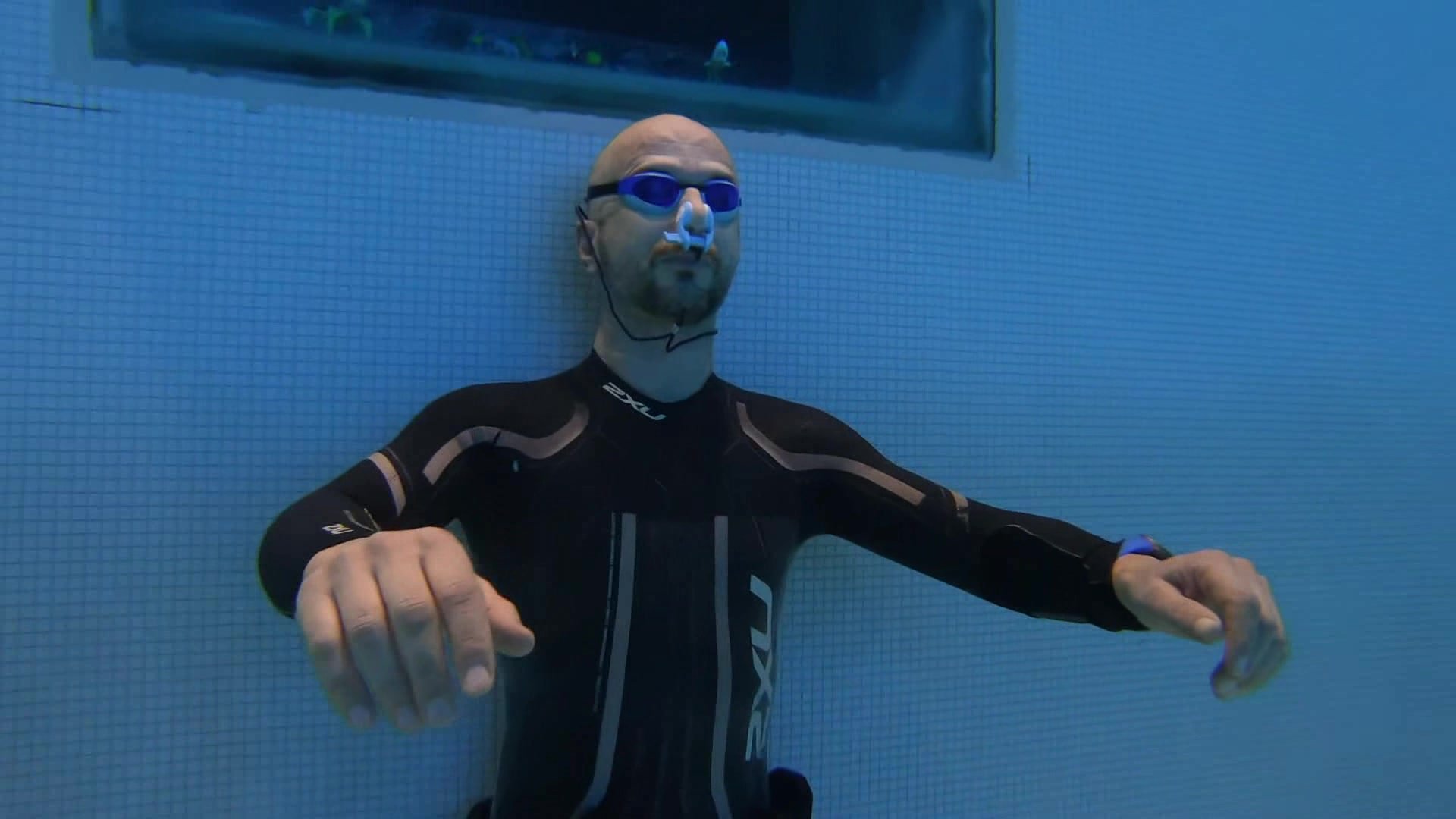 German apneists underwater training in pool - video 2