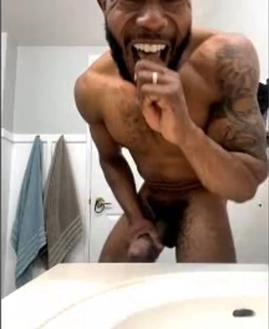 Sexy ebony dude's cum megablast