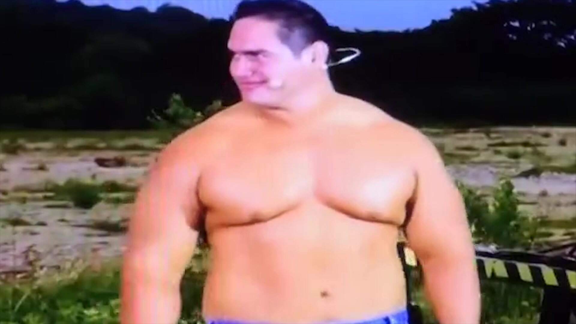 Pec Bounce - video 6