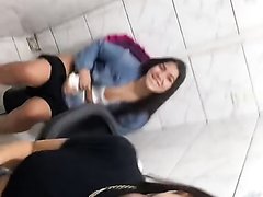 Sexy girl on the toilet - video 3