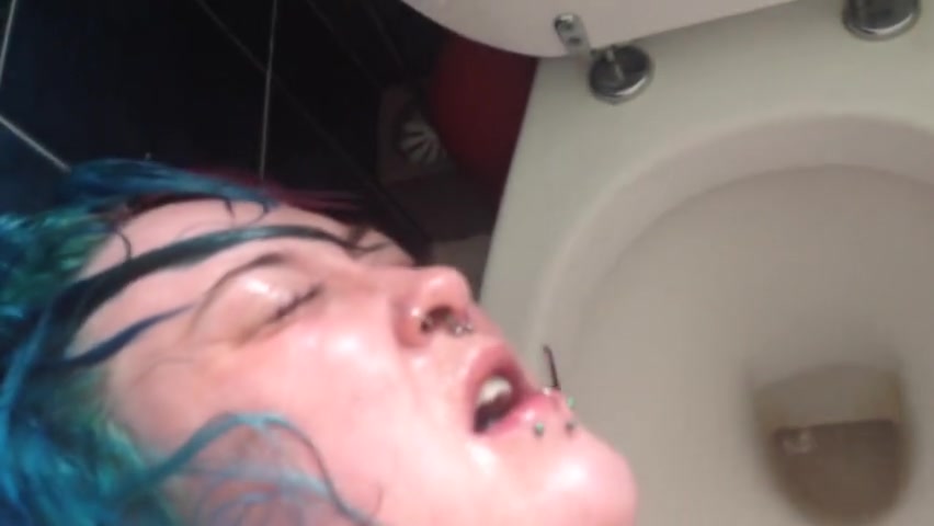 Pig fucked with head flushed in toilet
