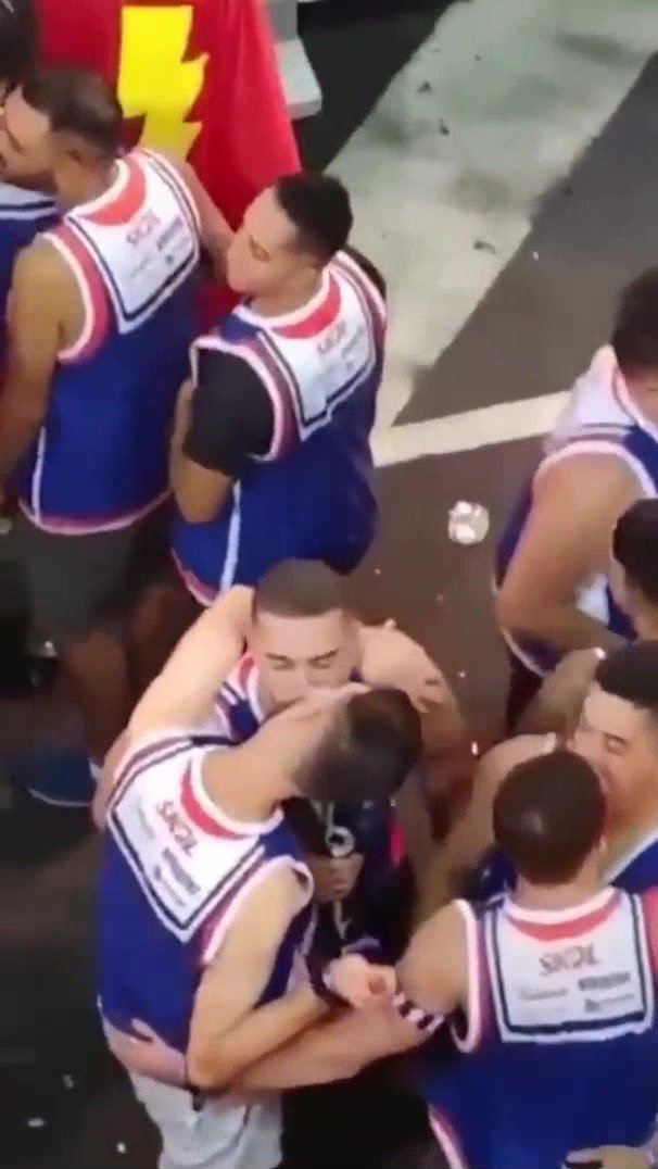 Gay kiss in the sport