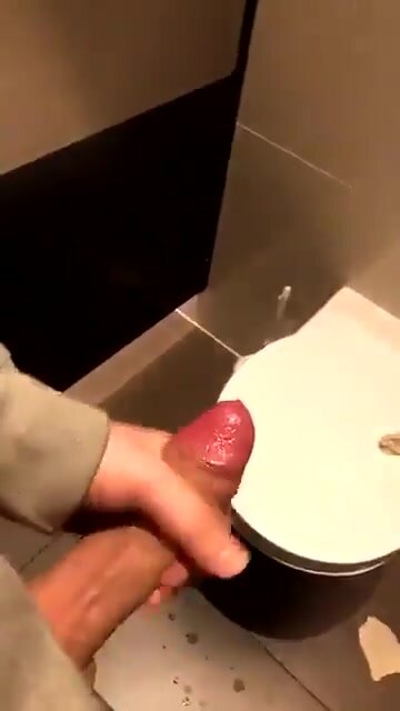 Hung teen cums a lot in school's bathroom