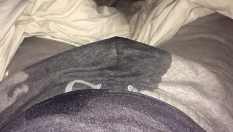Wetting in my bed 6/6