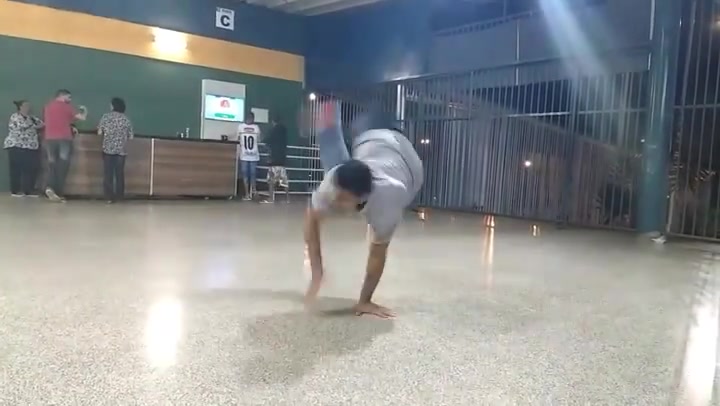 Amp Dance