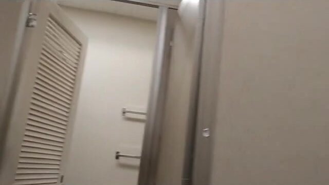 Piss in mall dressing room
