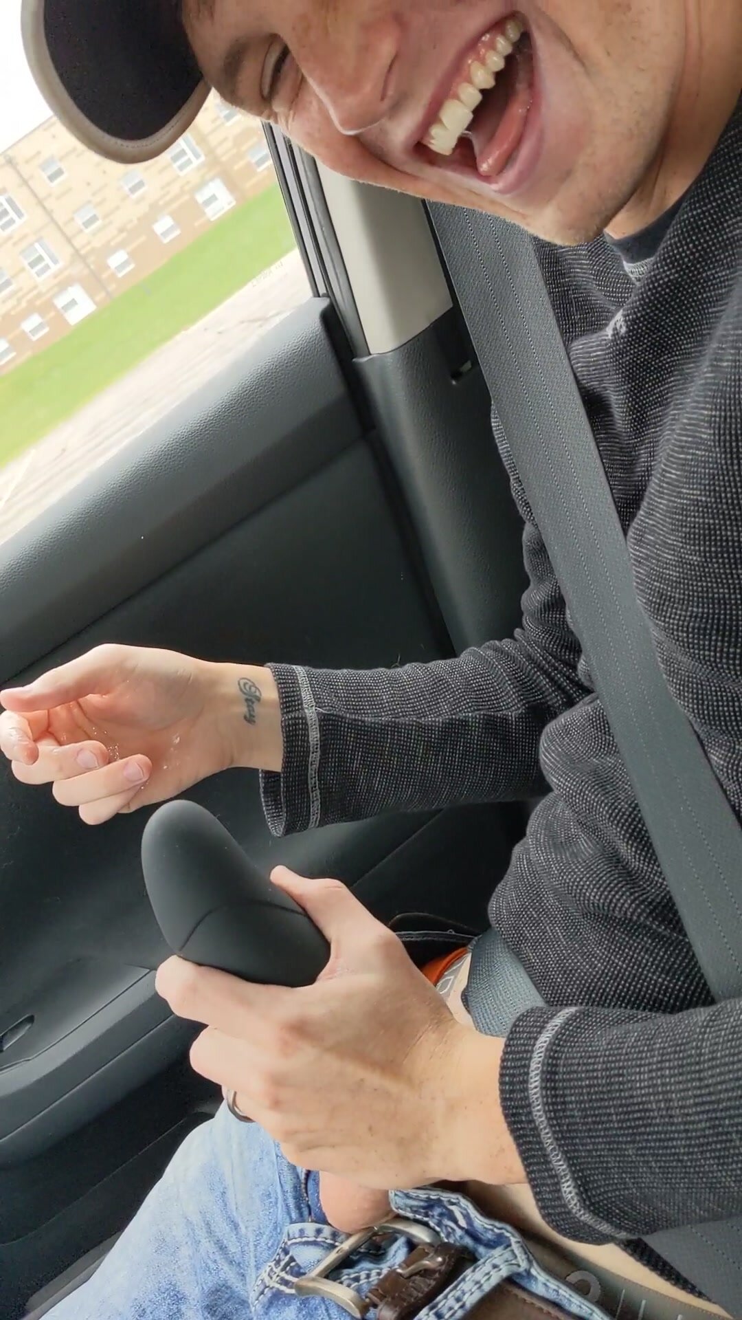 Str8 boy using flesh light