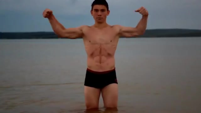 russian muscle guy 38