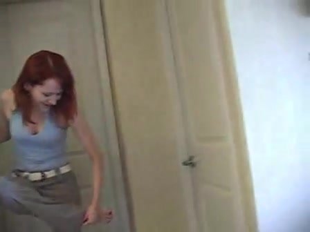 2 Girls Have Really to Pee in Hotel Room Pissing Pants