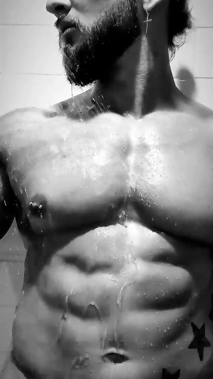Huge wet Nipples and Pecs and Abs
