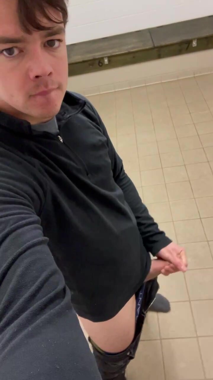 Changing room - video 7