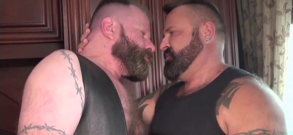 Two bearded men fucking