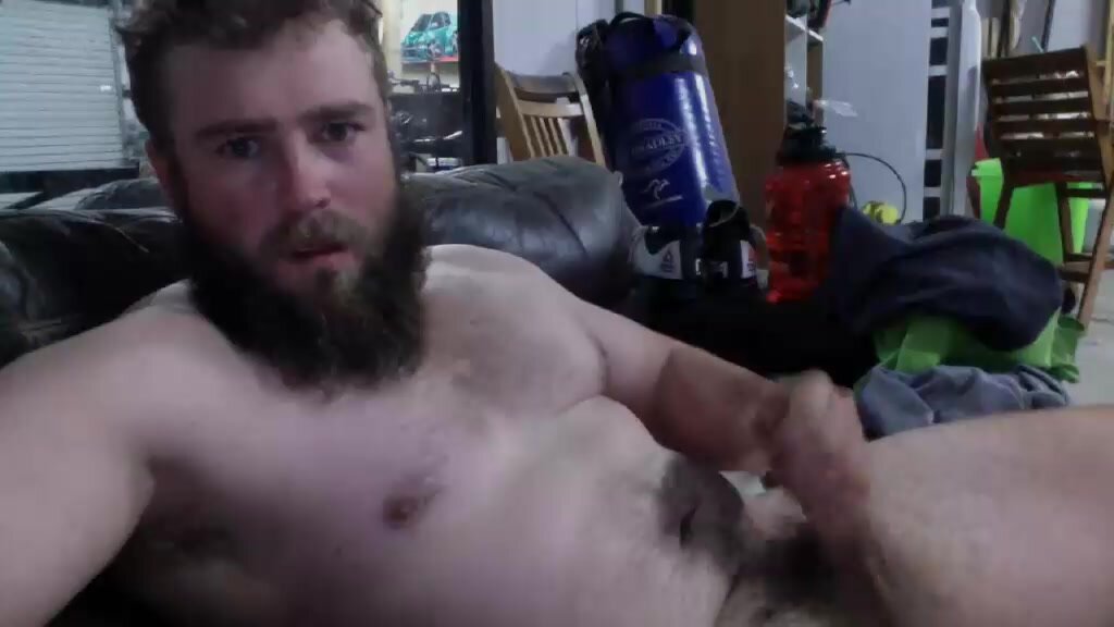 Aussie guy jerks and cums - video 2
