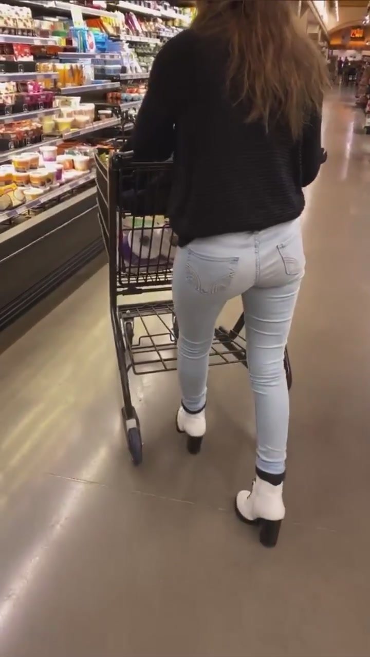 In Store - Girl peeing her pants in grocery store - ThisVid.com