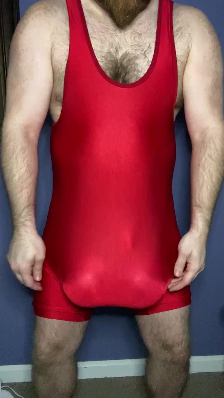 Hefty singlet bulge