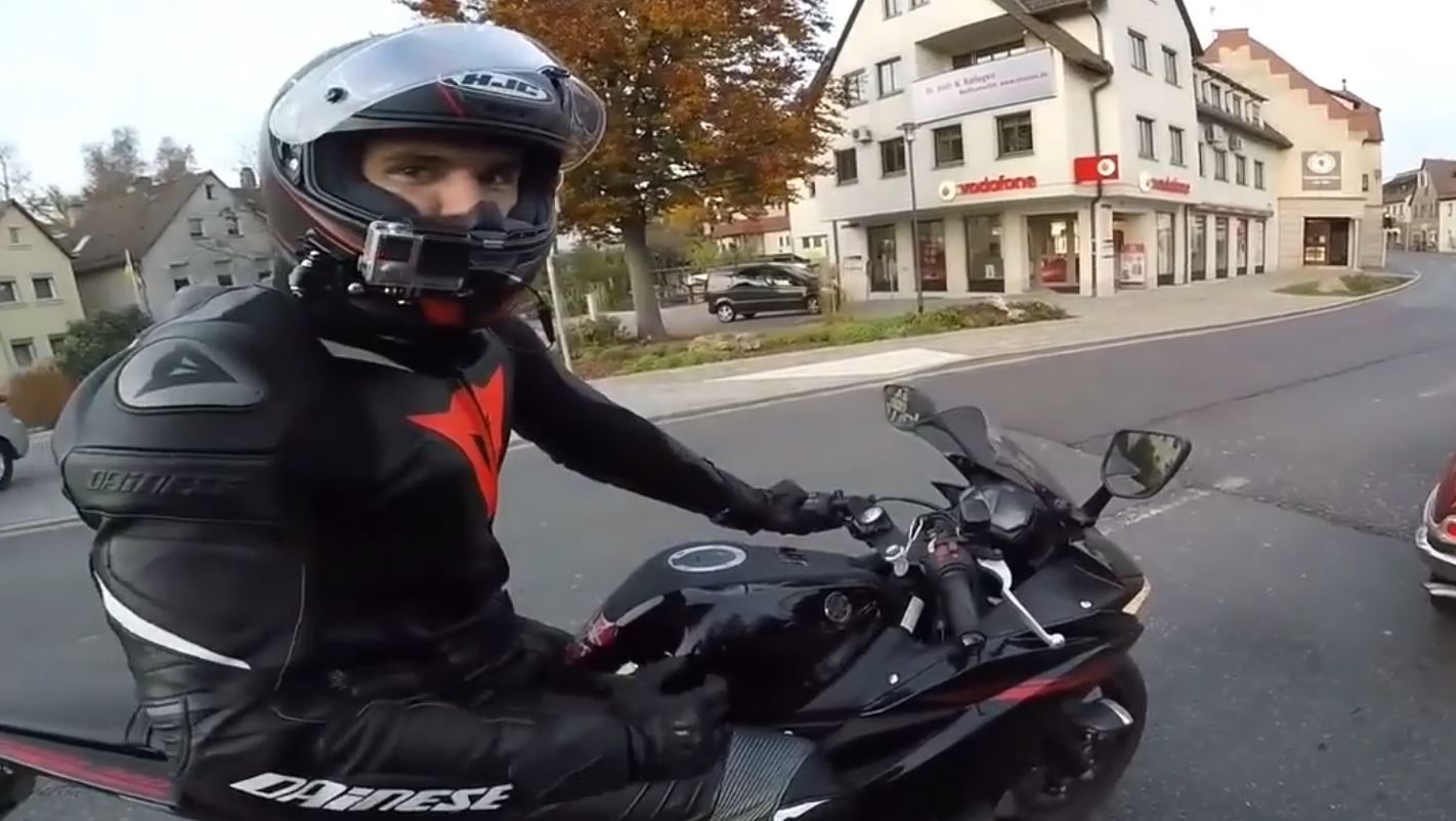 HOT GERMAN BIKER IN DAINESE LEATHERS - NON PORN REMIX
