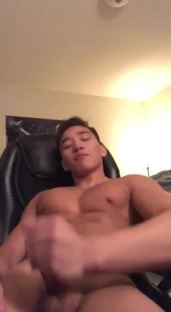 Hot asian muscle fit guy jerking