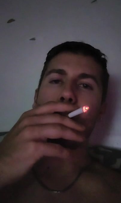 Hot smoker - video 195