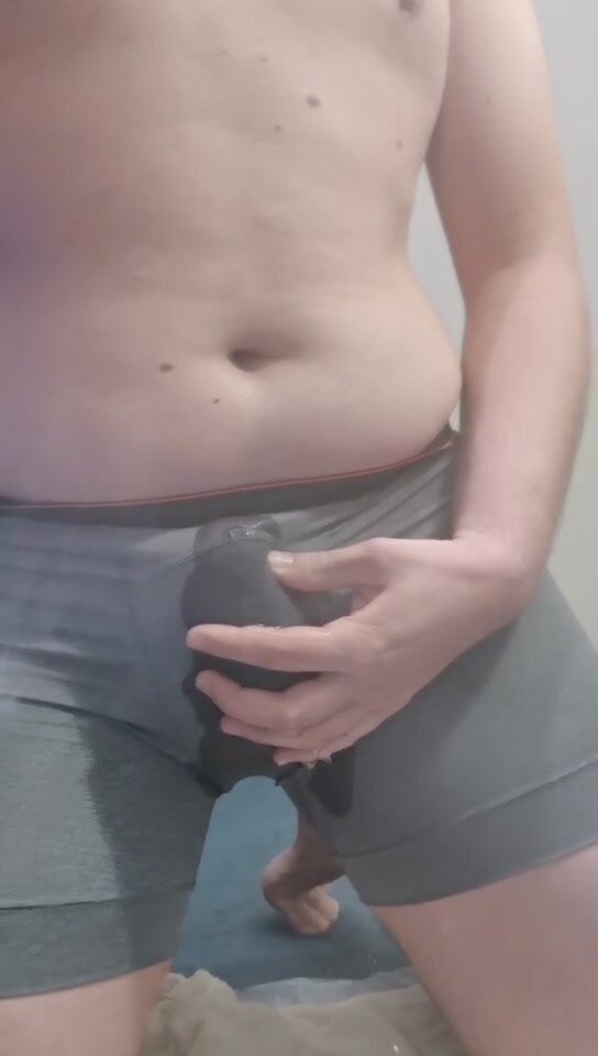 26 chubby boy pissing in very tight undies