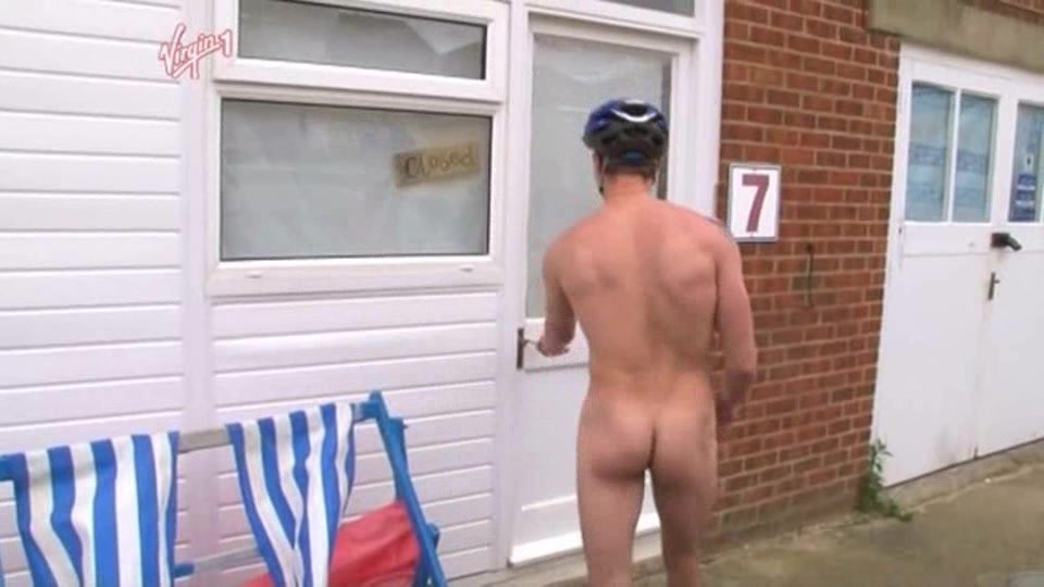 Cfnm Cmnm Public Cfnm Naked Man Trying To Thisvid Com Sexiezpix Web Porn