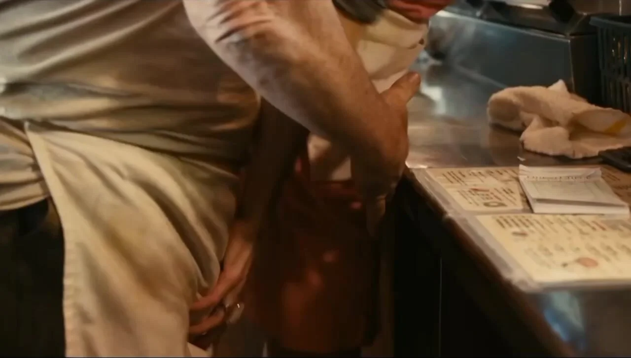 Amber Heard ballbust squeeze - ThisVid.com на русском