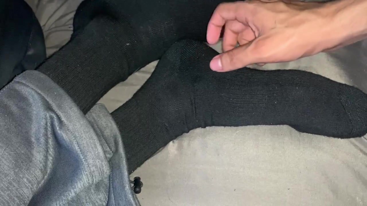 Roommate’s feet (teaser)