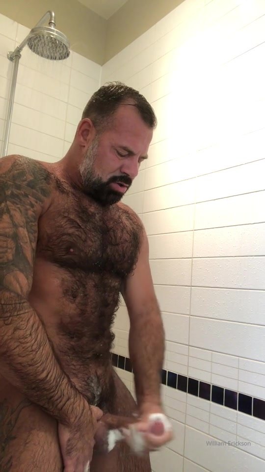 Super hairy dad - video 2