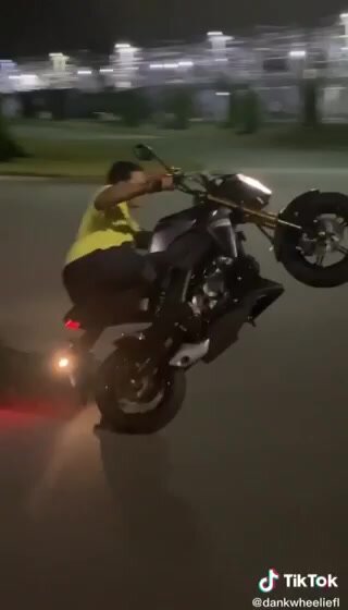 Motorista cojo