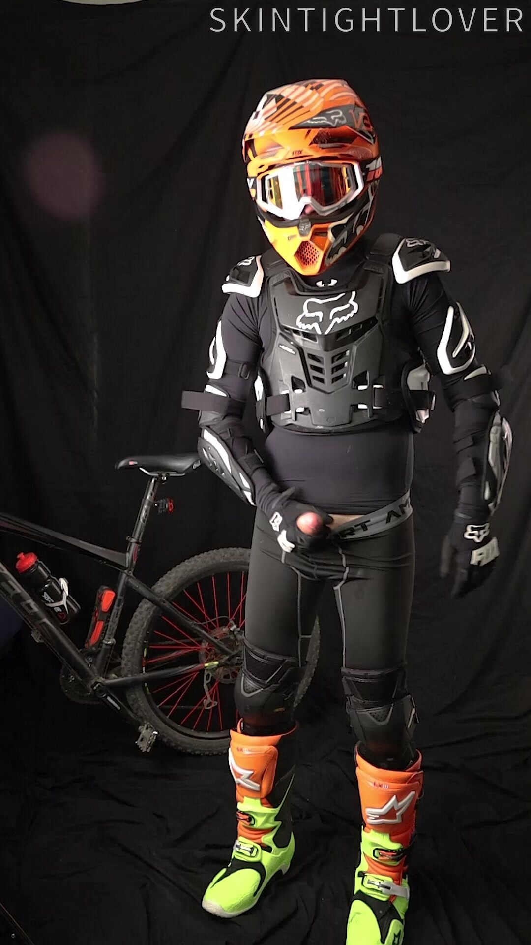 Wanking over bike in MX protectors and lycra