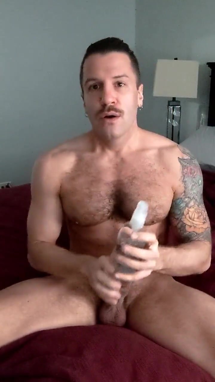 cumming with poppers