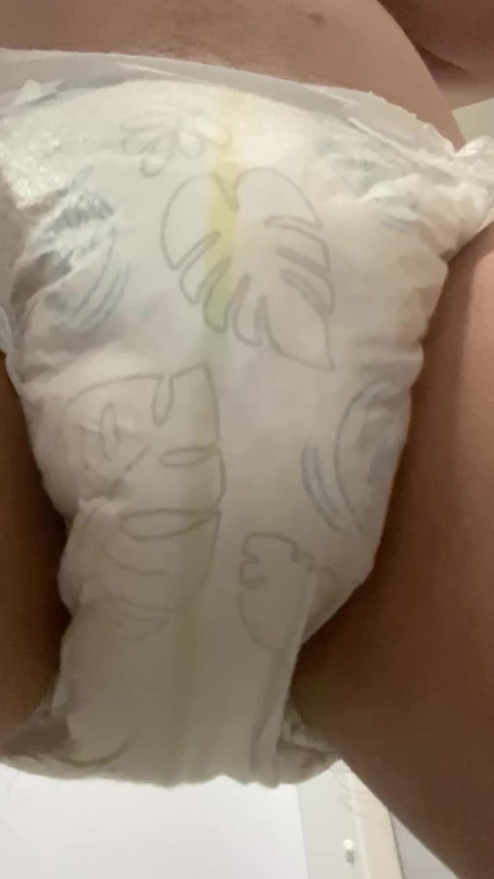 Wetting size 6 diaper