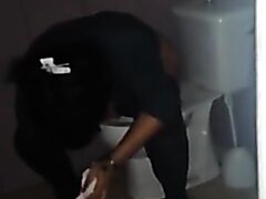 brazilian chick pissing in toilet