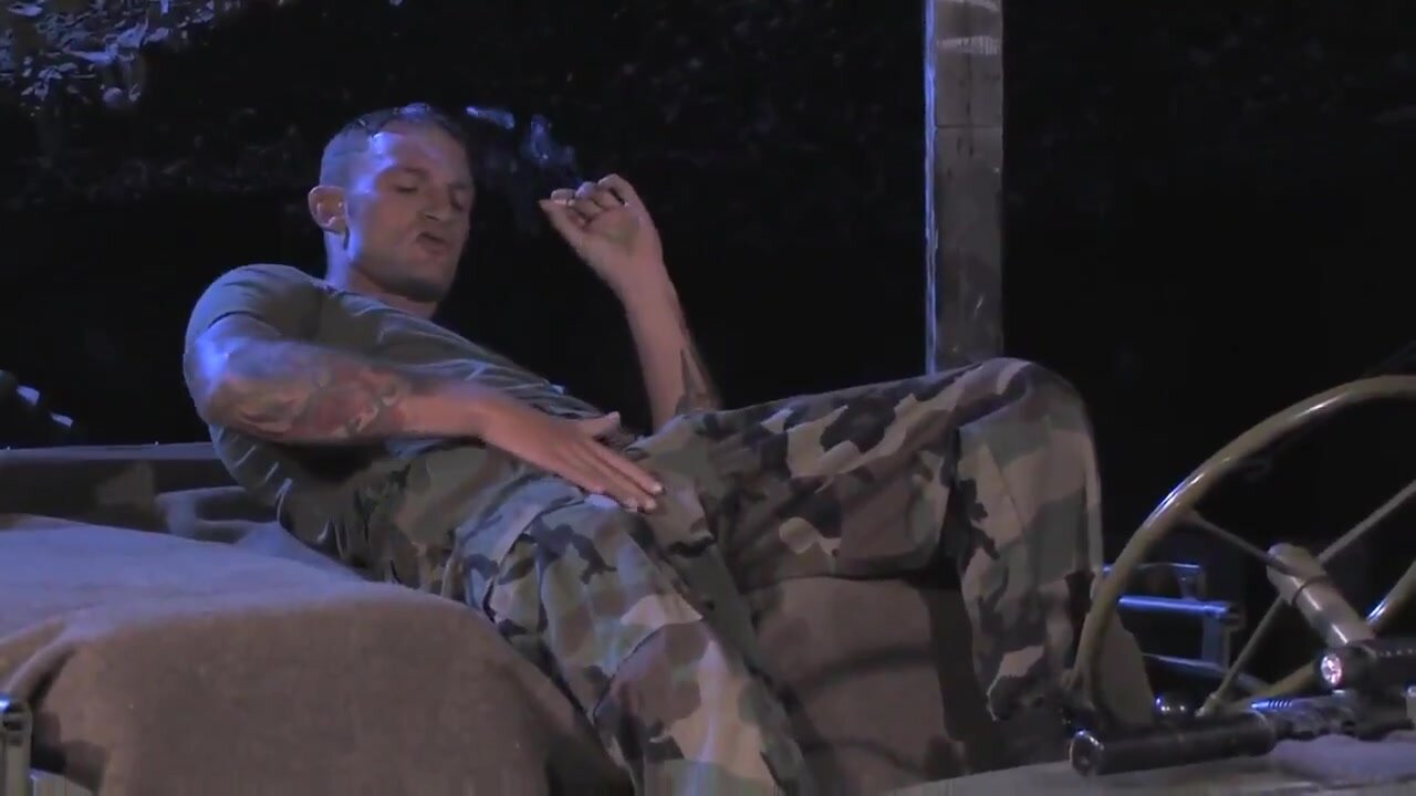 Ricky Military smoker