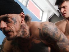 Inked stud gets fucked by euro hunk