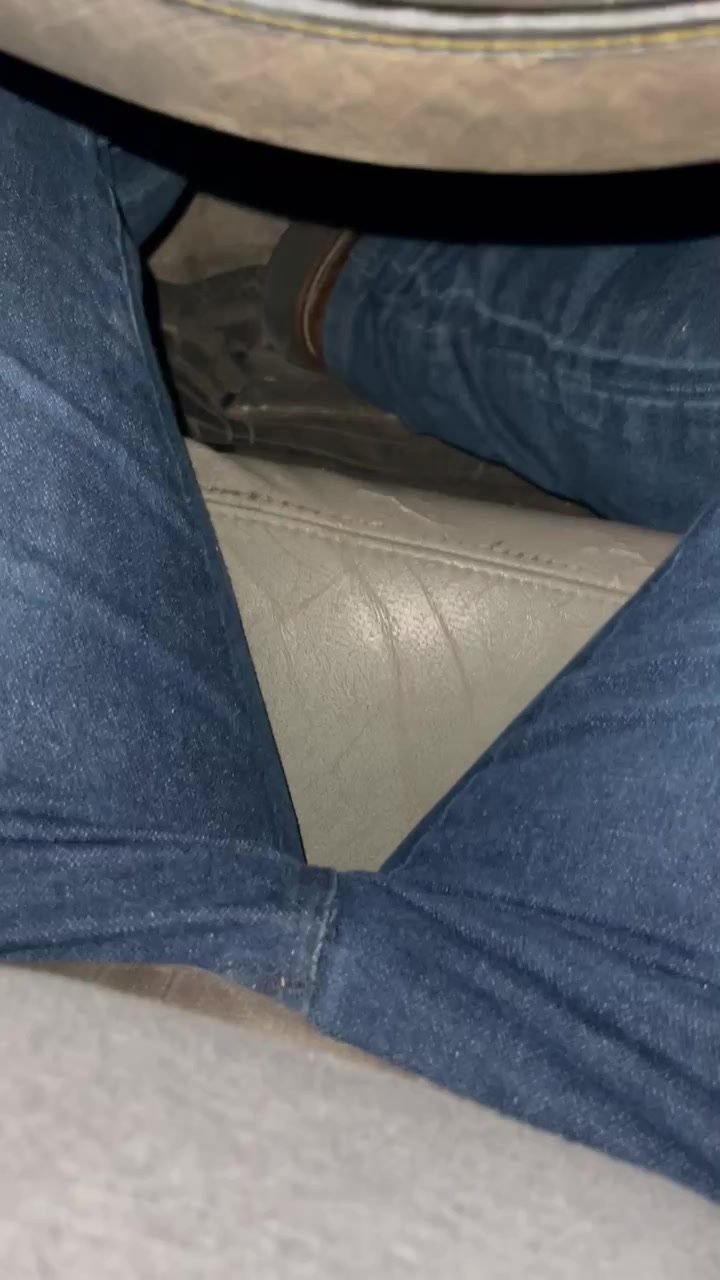 Wet wranglers while driving