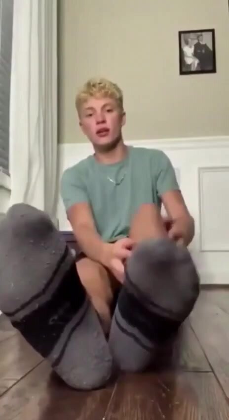 Very hot teen blonde boy shows feet