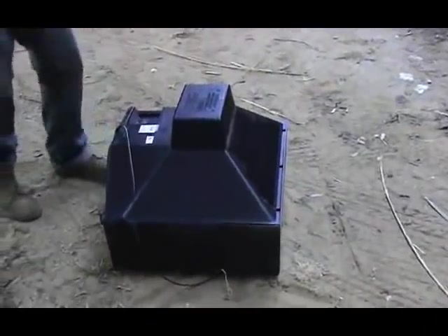 Stomping Crushing