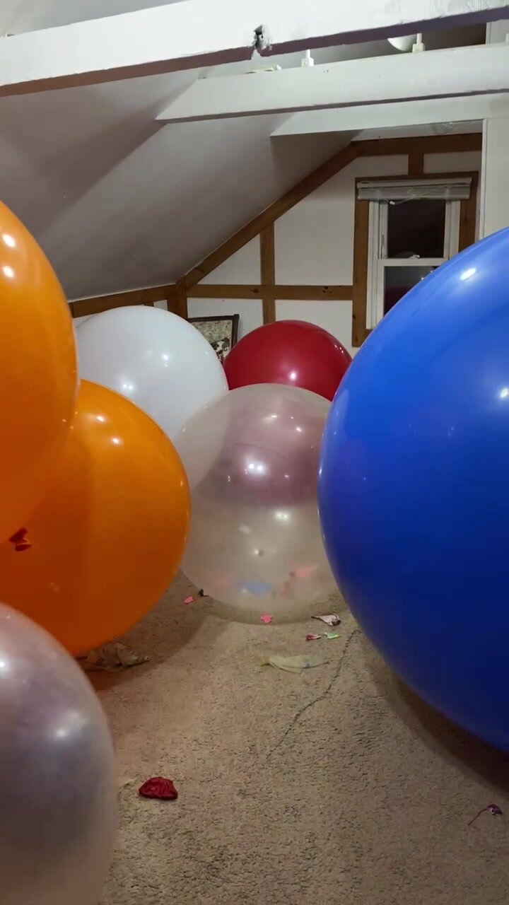 Balloon Room