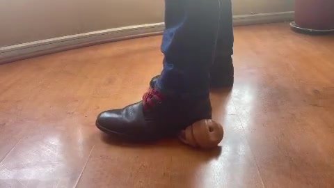 Master stomp in shoes