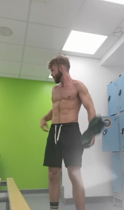 Alone in the Locker Room (Risky cum)