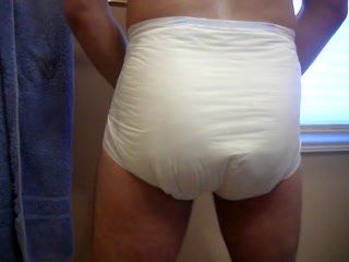 Filling diaper