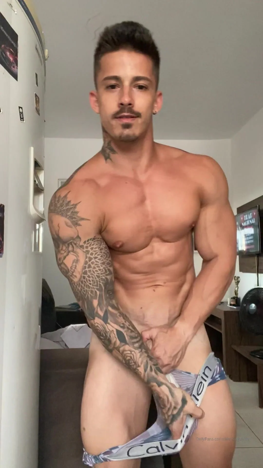 Alex Salgueiro Showing Off His Body And Cock