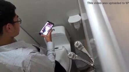 restroom cum