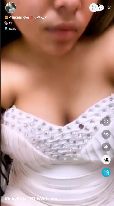 Sexy Indian babe hot nude live show